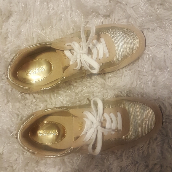Michael Kors sneakers - Picture 4 of 8